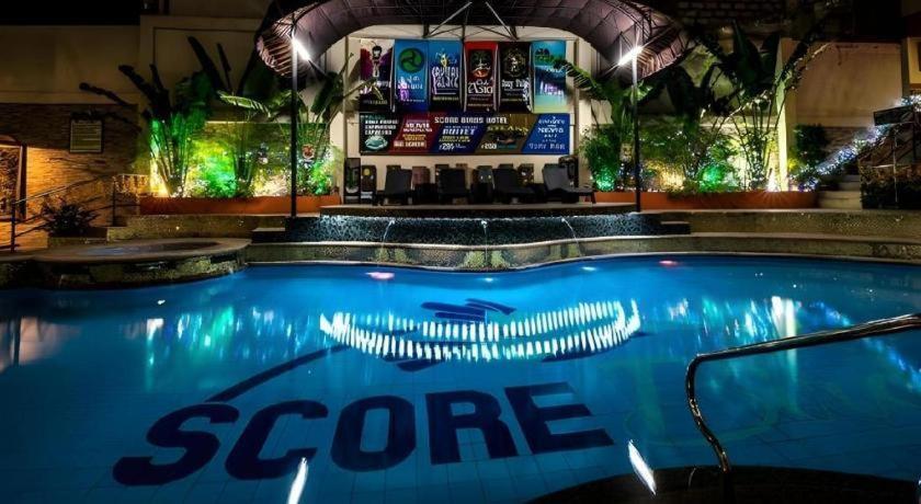 Score Birds Hotel Angeles Exterior foto